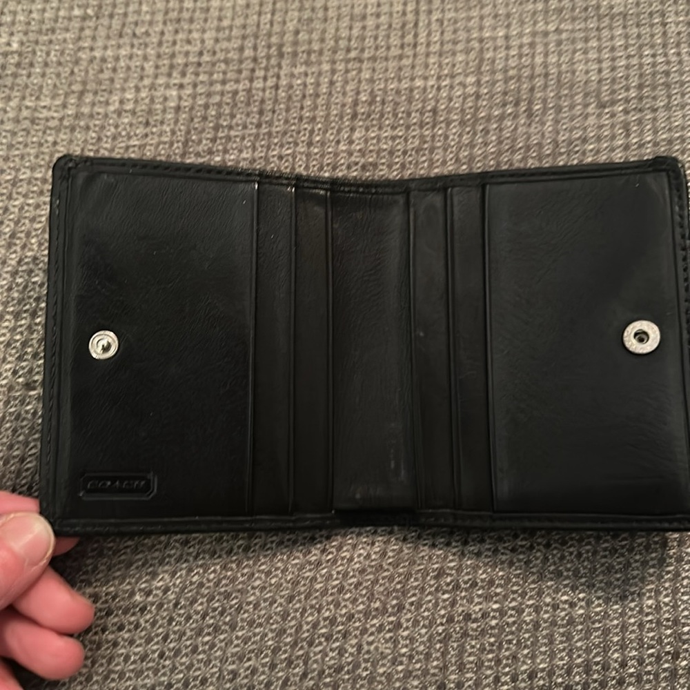 Vintage Coach Black Leather bifold Wallet - Picture 3 of 6